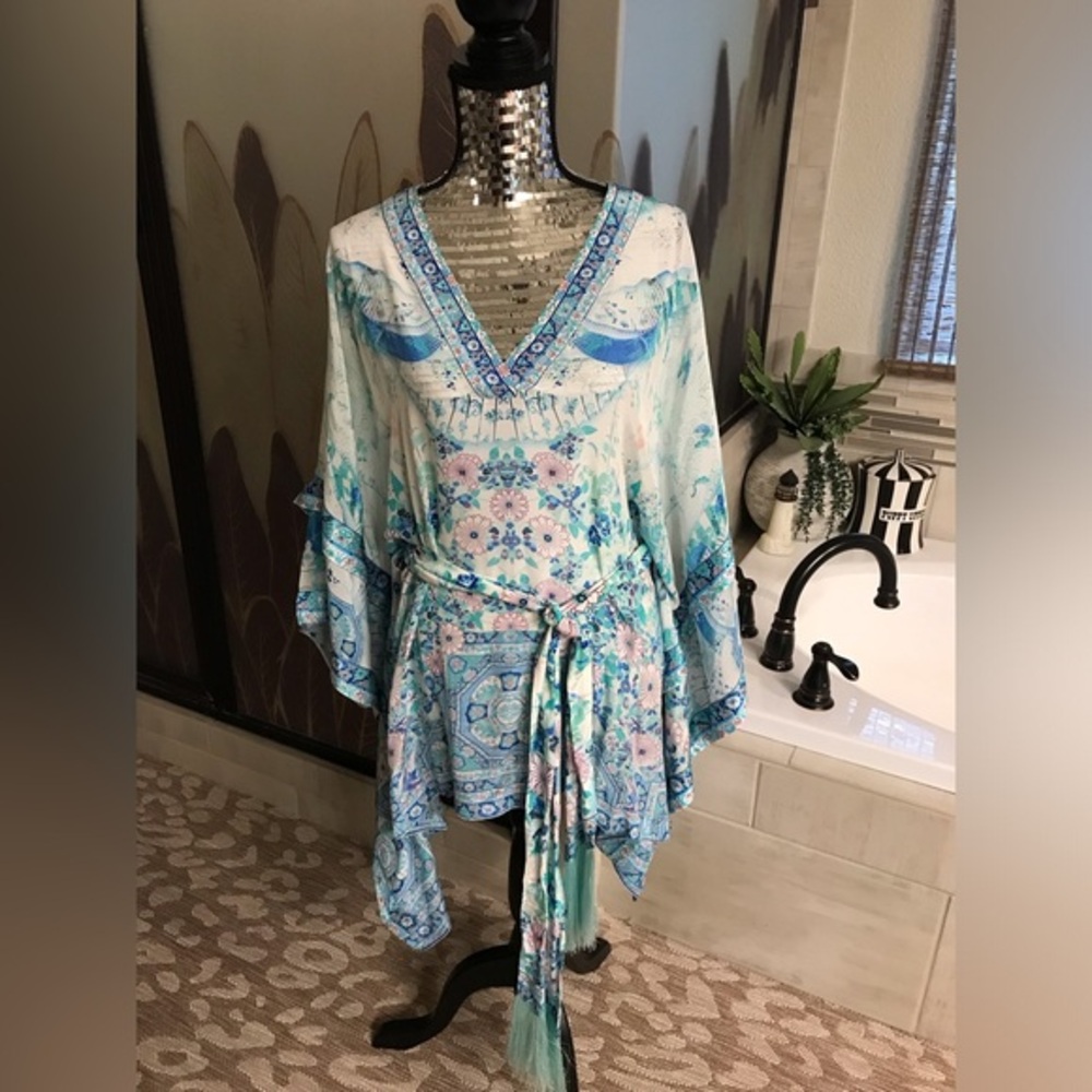 Camilla HEAD IN THE CLOUDS KIMONO -NWT